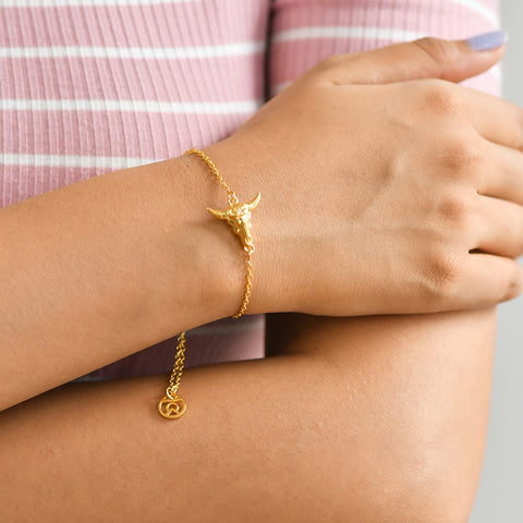 Buy Symbol Bracelet | Bull's eye Symbol Bracelet | "9 to 9" Office Wear | TALISMAN